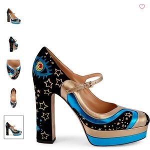 Not for sale! SEEKING THESE SHOES! Not for sale!
